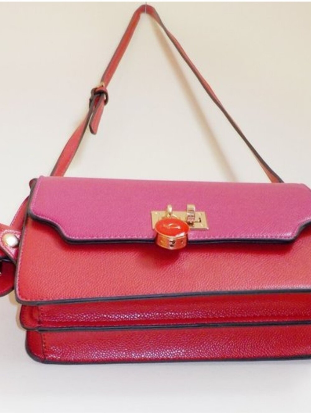 NWT Carpisa Italian Flap Crossbody Bag In Red/Hibiscus Faux Leather - Picture 8 of 16